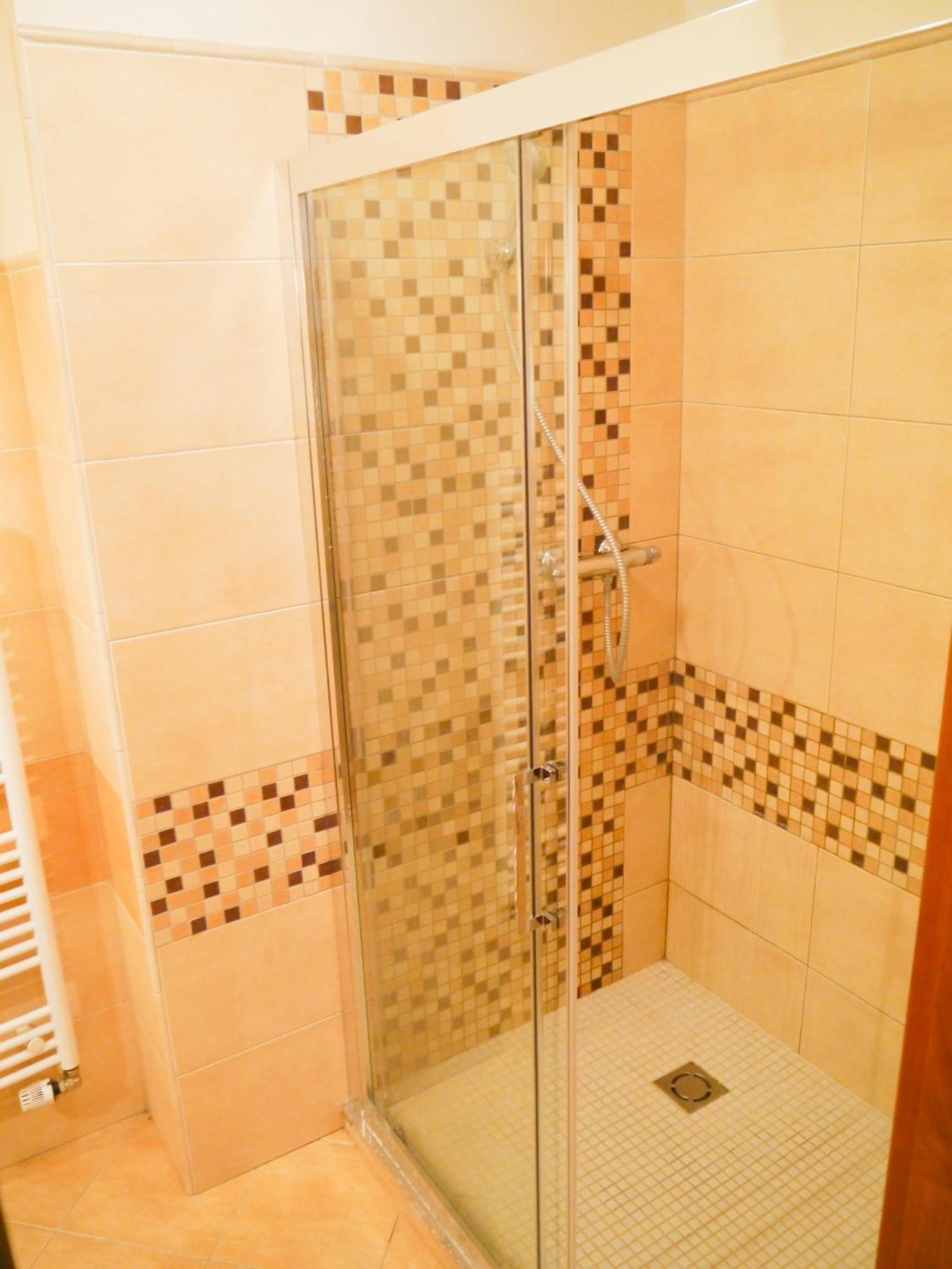 Dahlia Inn Prague Bilik gambar