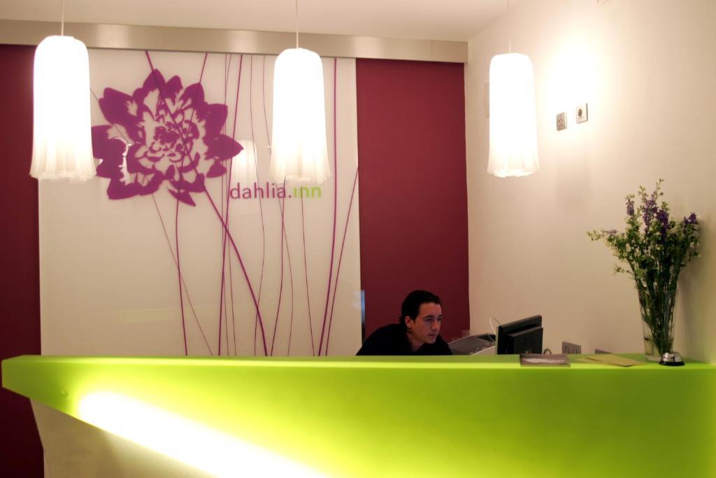 Dahlia Inn Prague Luaran gambar